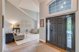 8927 Green Meadows Ln, Littleton, CO 80126 - Photo 4