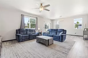 10447 Stagecoach Ave, Longmont, CO 80504 - Photo 4