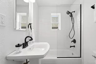 6005 S Sycamore St, Littleton, CO 80120 - Photo 18
