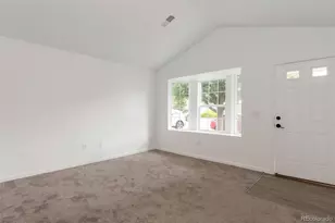 1728 Eagle St, Aurora, CO 80011 - Photo 4