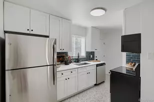 2985 Ivanhoe St, Denver, CO 80207 - Photo 10