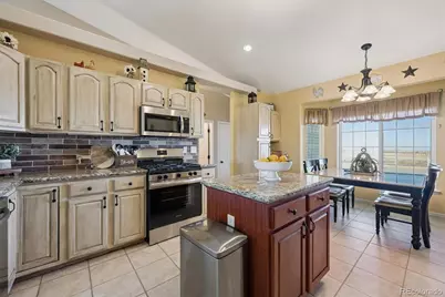 43251 E Iliff Trail, Bennett, CO 80102 - Photo 10