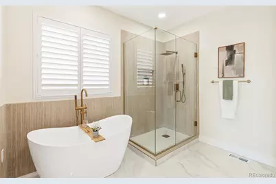 23464 E Heritage Parkway, Aurora, CO 80016 - Photo 28