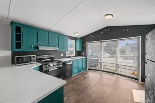 1645 F St, Golden, CO 80401 - Photo 8