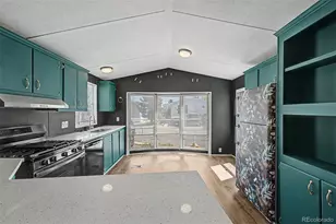 1645 F St, Golden, CO 80401 - Photo 2