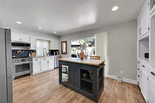 7887 S Trenton St, Centennial, CO 80112 - Photo 10