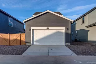 740 Cottonwood Ave, Bennett, CO 80102 - Photo 32