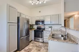 8469 Little Rock Way, Highlands Ranch, CO 80126 - Photo 4