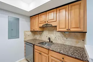 1960 S Xanadu Way, Aurora, CO 80014 - Photo 8