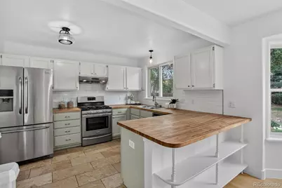 880 Parthenon Court, Lafayette, CO 80026 - Photo 4