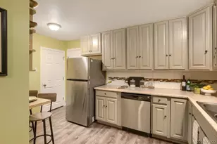 1060 Leyden St, Denver, CO 80220 - Photo 10