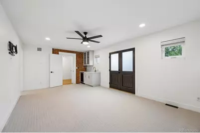 2227 N Clarkson Street, Denver, CO 80205 - Photo 18