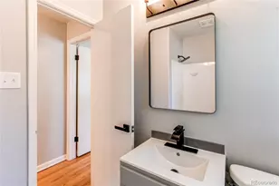 1170 Kingston St, Aurora, CO 80010 - Photo 12