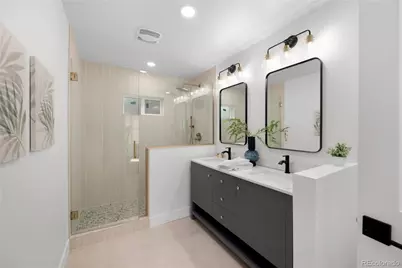 2849 N Vine Street, Denver, CO 80205 - Photo 14