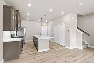 9457 W 58th Ln, Arvada, CO 80002 - Photo 10