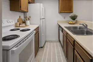 16255 E Alaska Pl, Aurora, CO 80017 - Photo 2