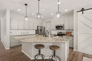 4726 Hannibal St, Denver, CO 80239 - Photo 8