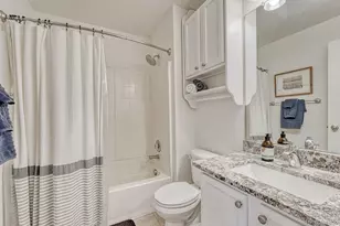 7832 S Kittredge Cir, Englewood, CO 80112 - Photo 18