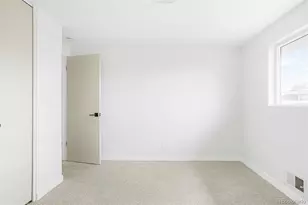 5043 Scranton St, Denver, CO 80239 - Photo 34