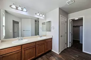 16019 E Elk Dr, Denver, CO 80239 - Photo 10