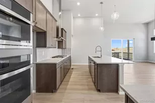 1933 S Eaton Park Way, Aurora, CO 80016 - Photo 8