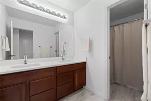 7161 S Langdale Ct, Aurora, CO 80016 - Photo 32