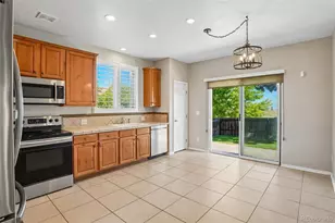 21749 E Jarvis Pl, Aurora, CO 80018 - Photo 6