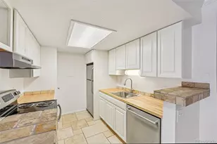 8335 Fairmount Dr, Denver, CO 80247 - Photo 14