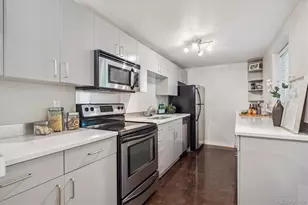 1245 Columbine St, Denver, CO 80206 - Photo 8