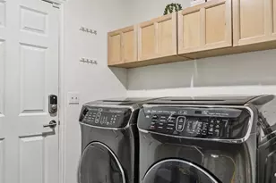 8300 Fairmount Dr, Denver, CO 80247 - Photo 26