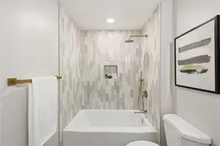 3831 S Hillcrest Dr, Denver, CO 80237 - Photo 22