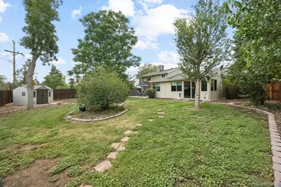 686 Elkhart Street, Aurora, CO 80011 - Photo 26
