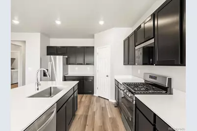 8867 Salida Street, Commerce City, CO 80022 - Photo 10