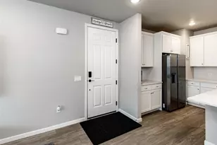 6153 N Ceylon St, Denver, CO 80249 - Photo 6