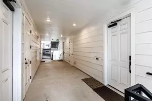 6153 N Ceylon St, Denver, CO 80249 - Photo 4