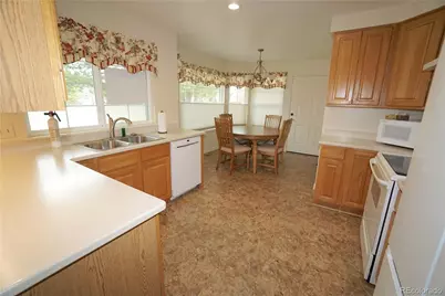 8201 S High Court, Centennial, CO 80122 - Photo 18