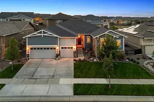 8457 S Shawnee Ct, Aurora, CO 80016 - Photo 2