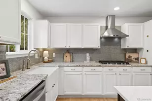 5365 Oak Ct, Arvada, CO 80002 - Photo 10