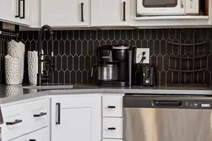 3310 Ivy St, Denver, CO 80207 - Photo 18