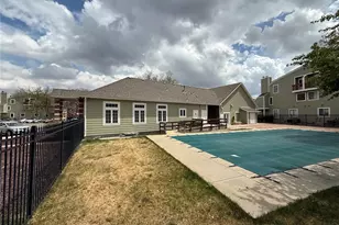 910 S Dawson Way, Aurora, CO 80012 - Photo 2