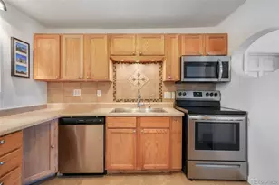 11860 W Independence Ave, Lakewood, CO 80401 - Photo 16