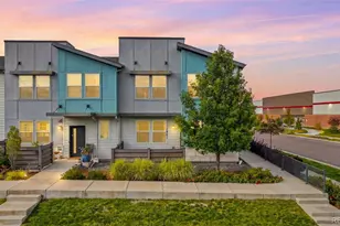 16291 Bolling Dr, Denver, CO 80239 - Photo 1