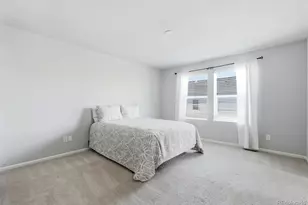 16291 Bolling Dr, Denver, CO 80239 - Photo 16