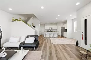 16291 Bolling Dr, Denver, CO 80239 - Photo 6