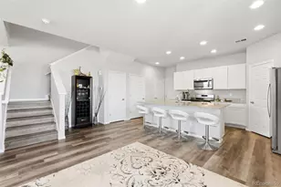 16291 Bolling Dr, Denver, CO 80239 - Photo 10