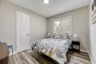 1015 W Longview Ave, Littleton, CO 80120 - Photo 14