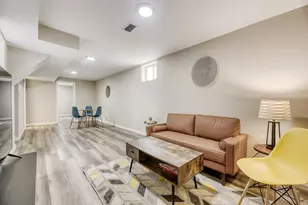 1015 W Longview Ave, Littleton, CO 80120 - Photo 18