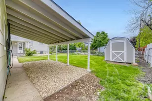 1015 W Longview Ave, Littleton, CO 80120 - Photo 28