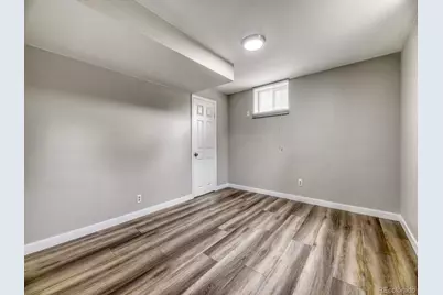 1015 W Longview Avenue, Littleton, CO 80120 - Photo 24