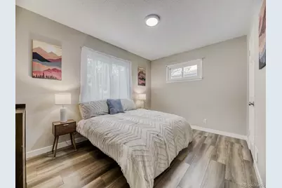 1015 W Longview Avenue, Littleton, CO 80120 - Photo 12
